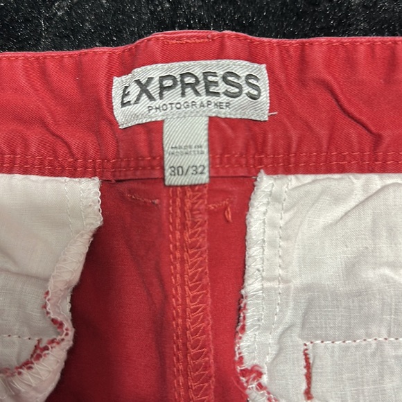 Red Express pants. 30x32 - Picture 3 of 3